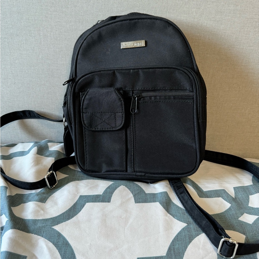Lot of 5 purses - Picture 9 of 16